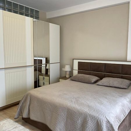 Adra'S Apartment Shkodër 外观 照片