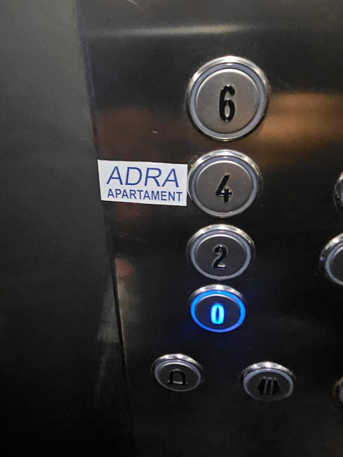 Adra'S Apartment Shkodër 外观 照片